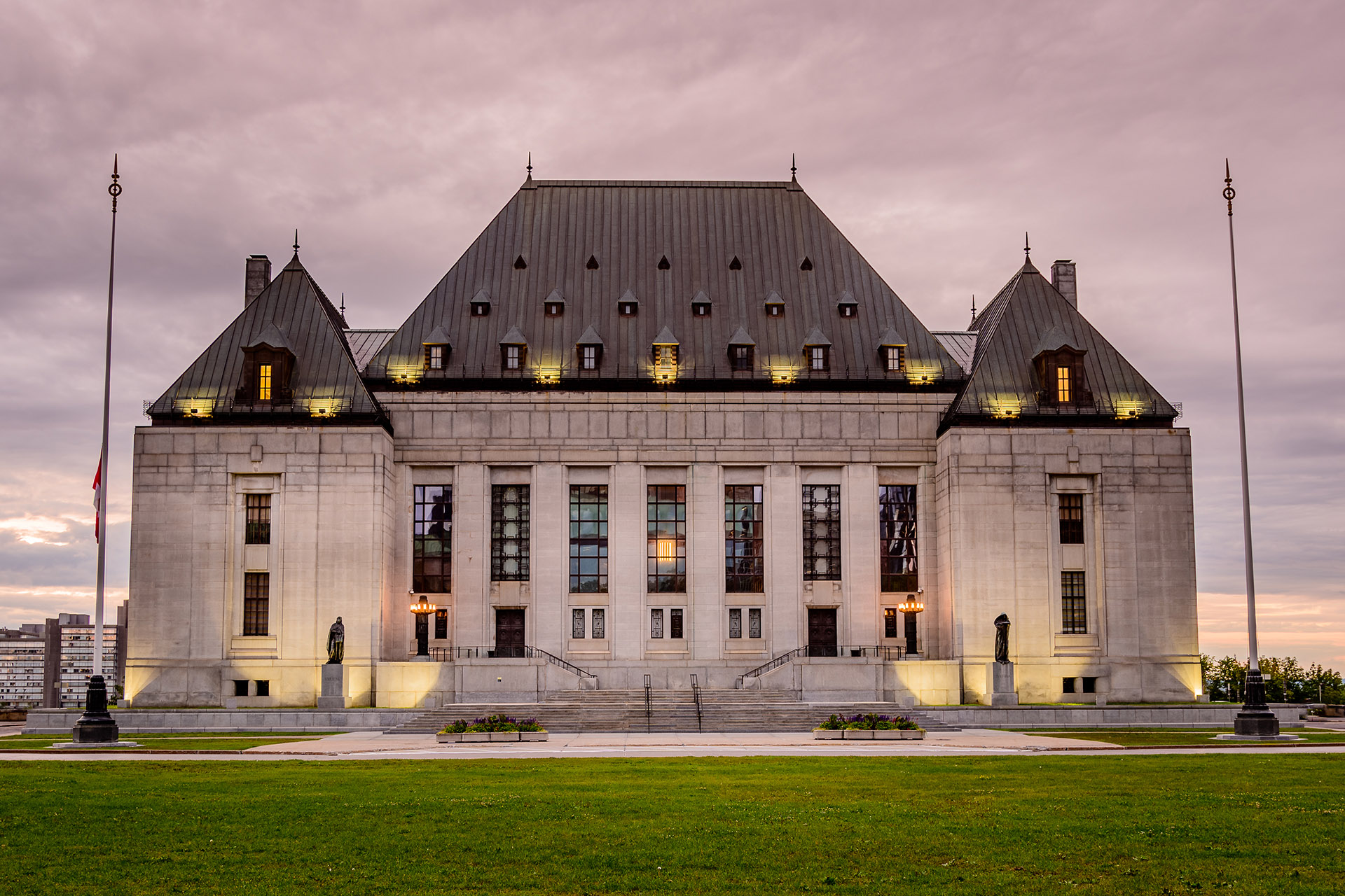 Civil Litigation Cases: Legal Help in Ontario including Vaughan, Newmarket, Etobicoke, and more.